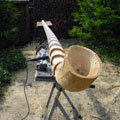 Das missglckte Alphorn wurde zu einem "Monument" umgebaut und steht am Regenberg in Zella-Mehlis.